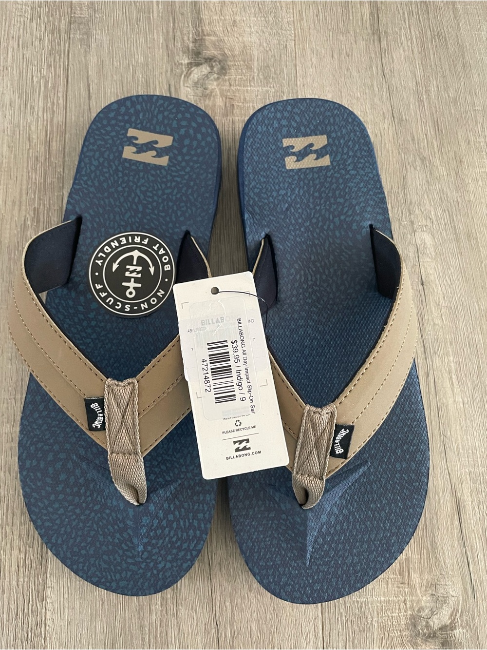 Billabong Men’s Navy and Tan Flip-Flop Sandals